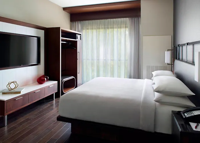 Hotel Marriott Osu 4*