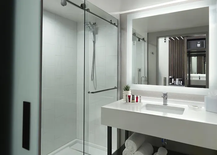Marriott Osu Hotel 4*