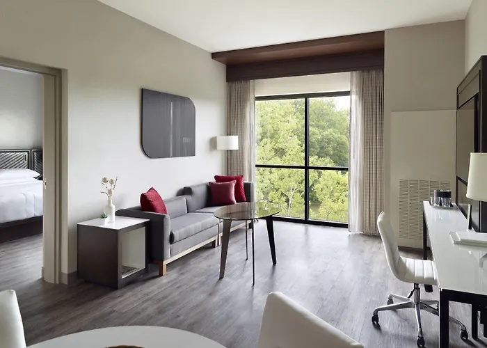 Marriott Osu Hotel 4*