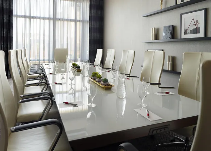 Marriott Osu Hotel 4*