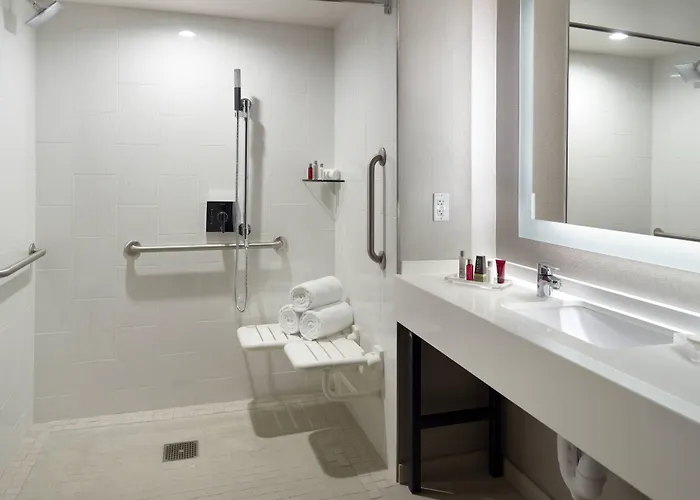 Marriott Osu Hotel 4*