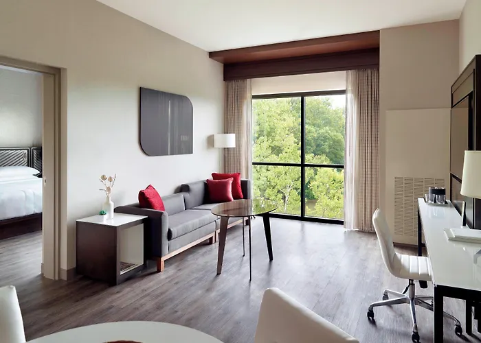 Marriott Osu Hotel 4*